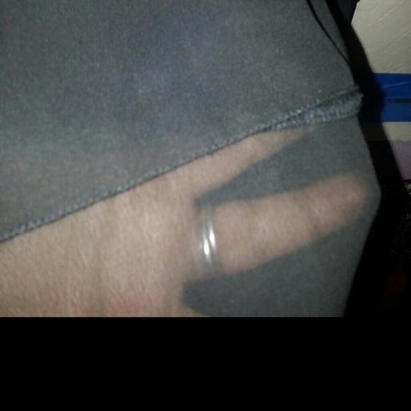 Lovely - Picture 3 of 3