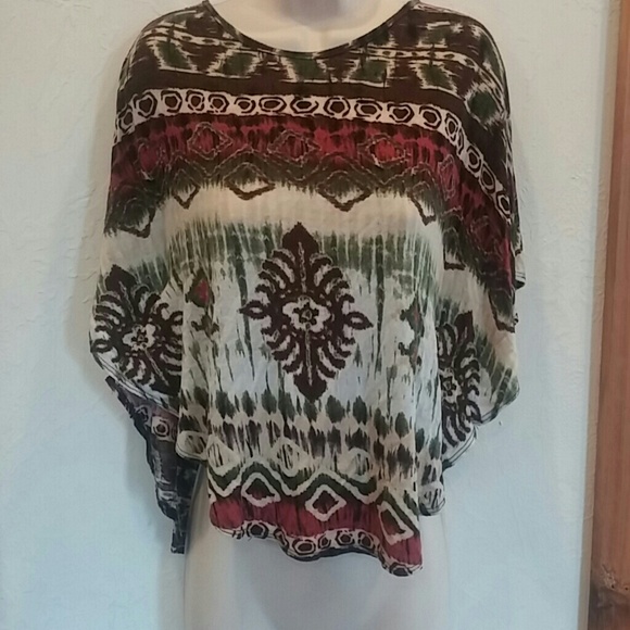 📌SOLD📌Aztec Crop Top