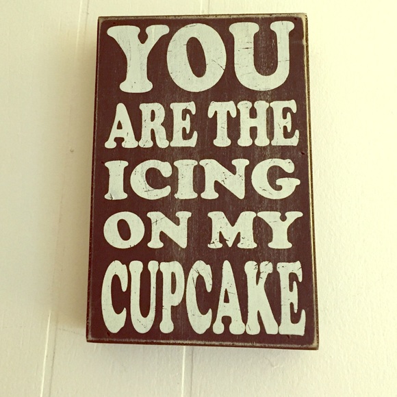 Cupcake wall decor 🌀