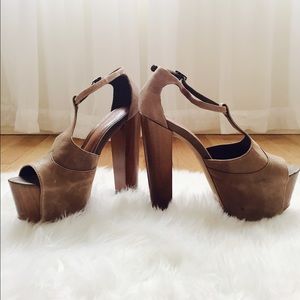 (SOLD) Jessica Simpson T-strap Heels