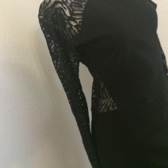 Parker stretchy dress - Picture 2 of 4