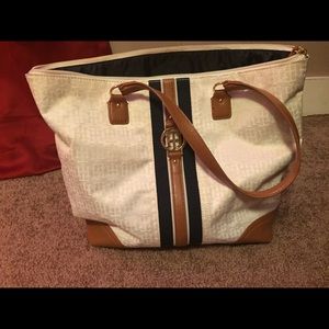 Tommy Hilfiger purse!