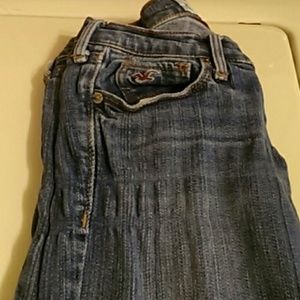 Hollister size 0 short w 24 l 31 skinny