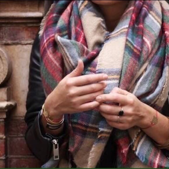 100% authentic Zara Plaid blanket scarf
