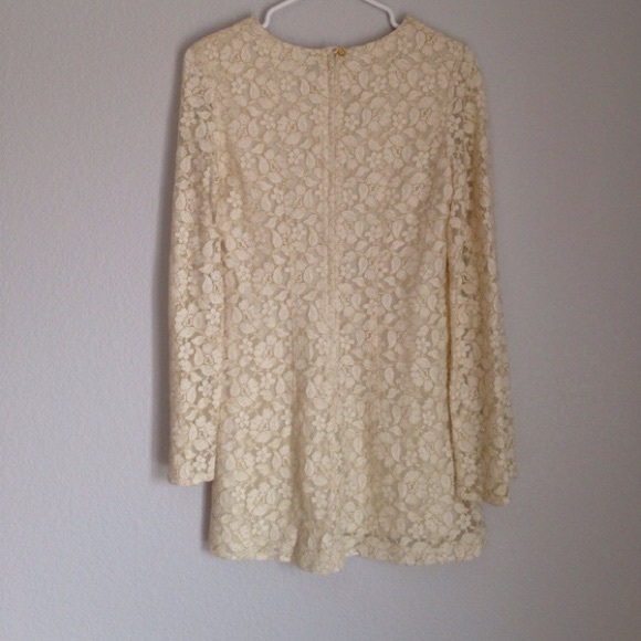 Festival Lace dress. - Picture 3 of 4