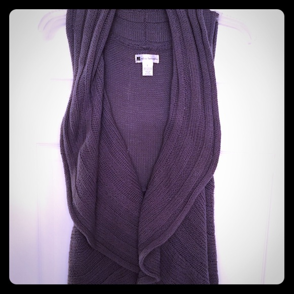SOLD! Sweater Vest - Picture 1 of 1