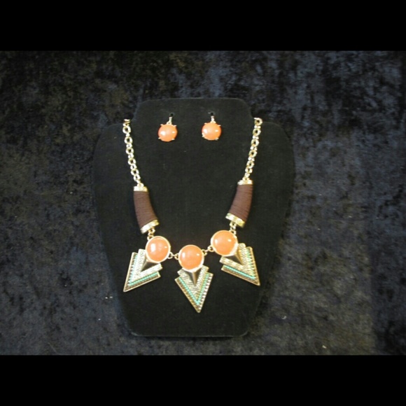 Necklace set