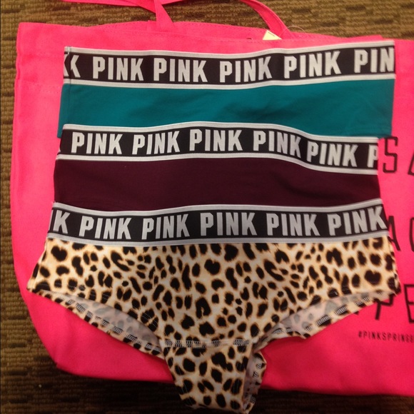 NWT Pink Logo Cheeksters x3 !