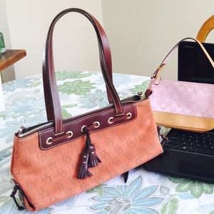 Dooney & bourke purse