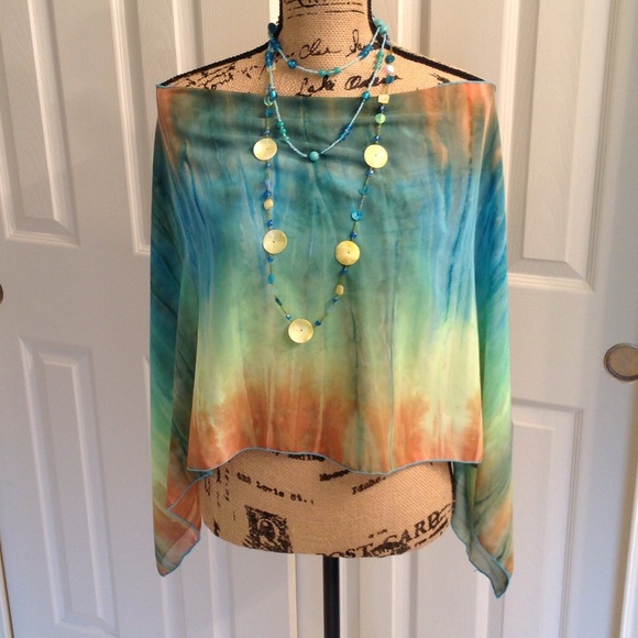 Multi-Colored Off-the-shoulder poncho style top - Picture 4 of 4