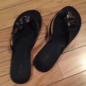 Cute sandals size 8
