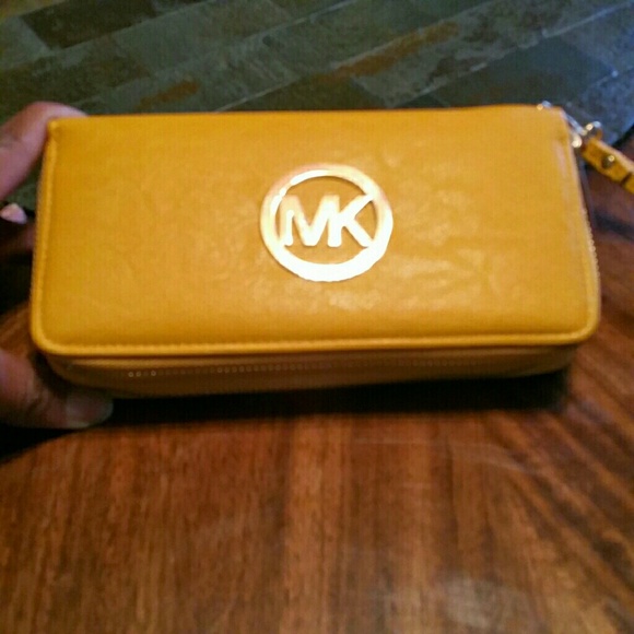 **********SOLD*********** - Picture 2 of 4