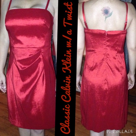 Calvin Klein💥ON SALE💥NWOT Fab Cut💋Red Dress💋