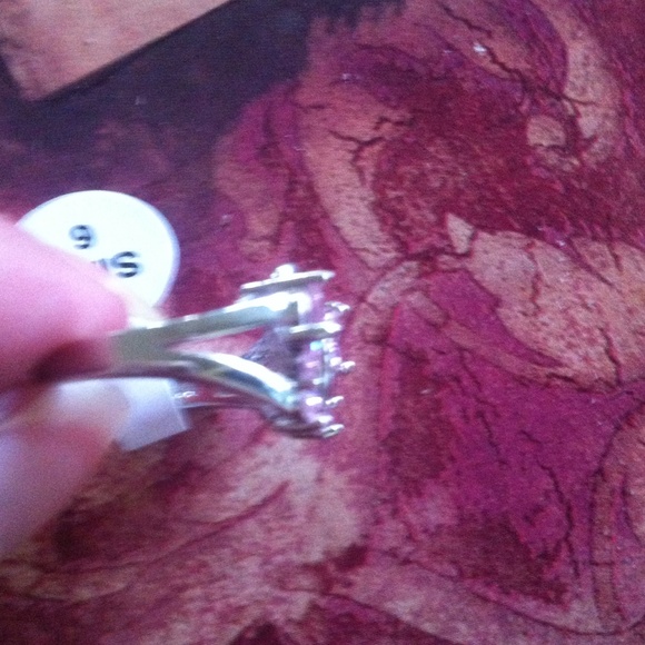 SOLD IN BUNDLE - Picture 3 of 4