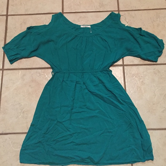 Women's Teal Dress with open sleeves