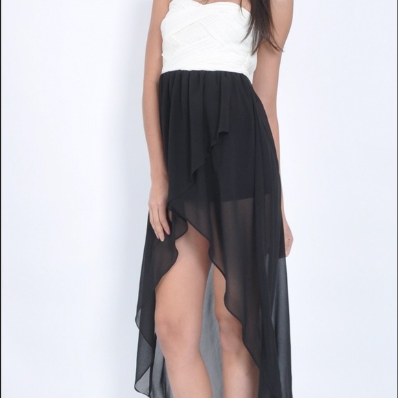 🌸NWT🌸 TFNC  HIGH LOW DRESS LF PROM FORMAL