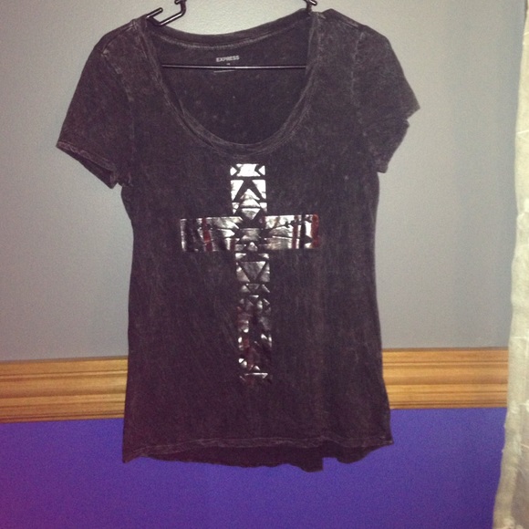 NWOT express marveled tee