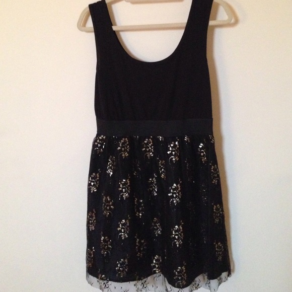Fun  flirty comfy  and comfy! - Picture 1 of 4