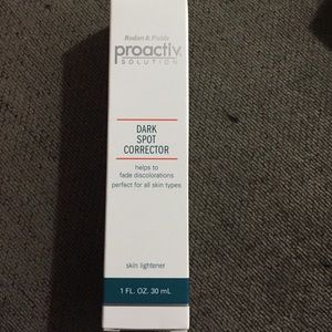 Proactive Dark Spot Corrector