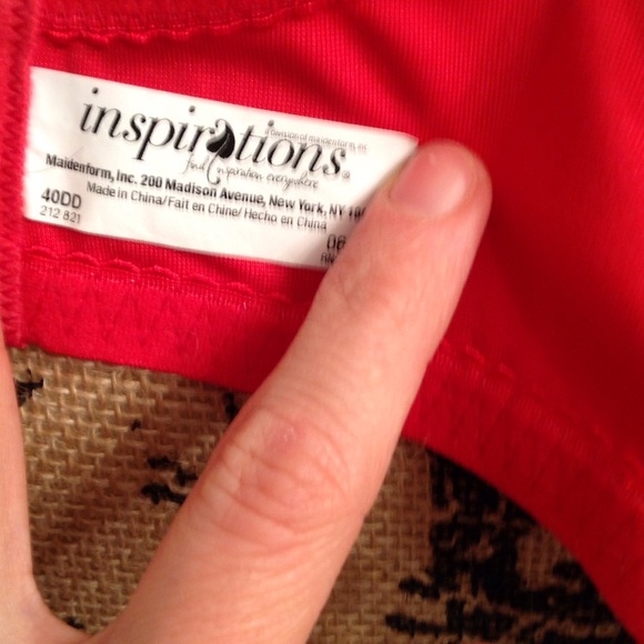 Red Underwire Bra - Picture 3 of 3