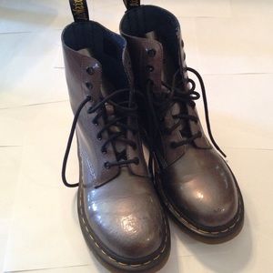 Womens Dr. Marten boots