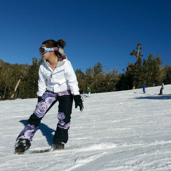 Meet Your Seller || Jess 🎀🌻IG: @mycubiclechic - Picture 3 of 4