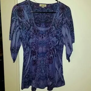 One World GORGEOUS top