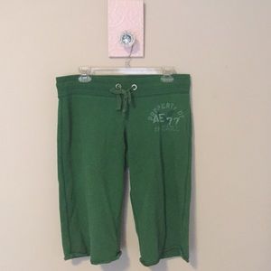 Comfortable AE Capris