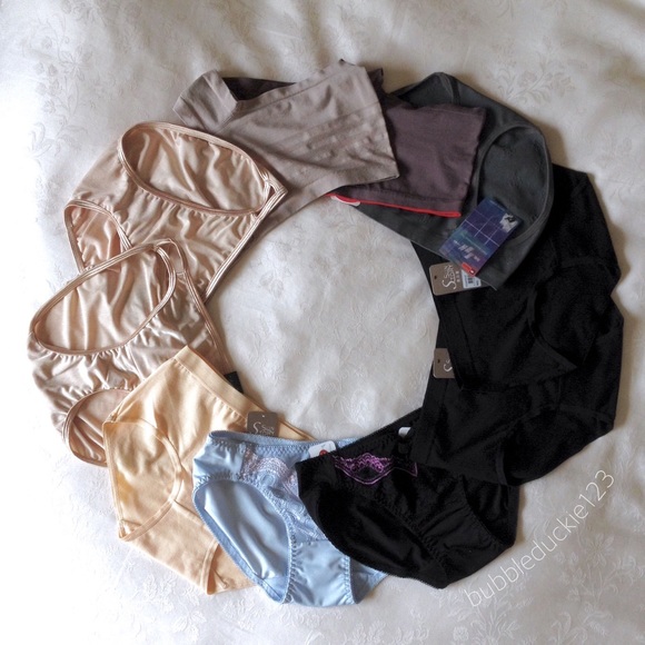 MOVING SALE❗️Underwear (basics, lace, briefs, etc) - Picture 1 of 4