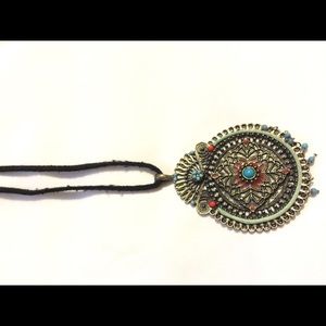 Tribal necklace!