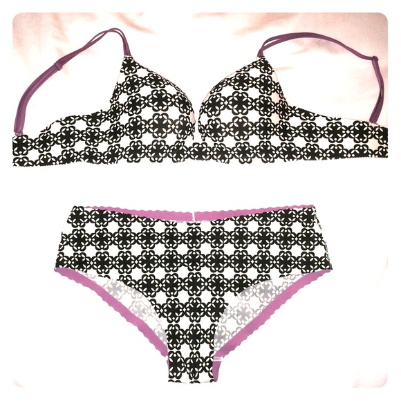 Victoria's Secret Black and White Push-up Bra