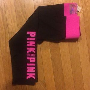 BNWT PINK VS Cropped yoga pants