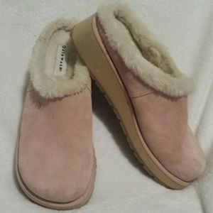 Airwalk comfy clogs