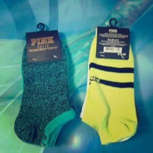 2pkg of Victoria's Secret Pink socks.
