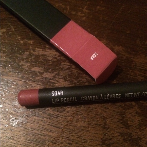 MAC Soar Lipliner