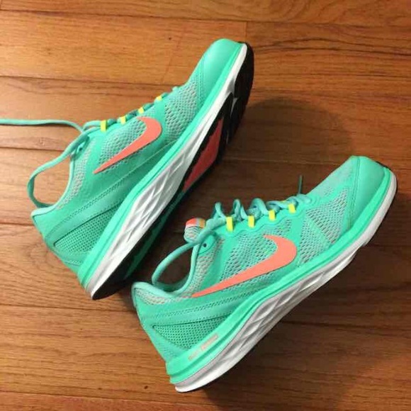 Nike Shoes - Nike Mint and Coral Sneakers