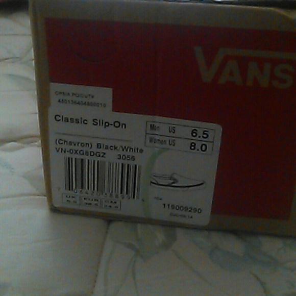 Zig zag vans - Picture 3 of 3