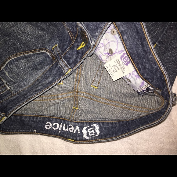 Jeans - Picture 2 of 2