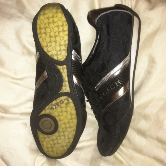 Coach shoes 7.5