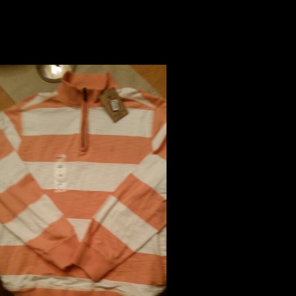 Brand new Mens Izod pullover shirt