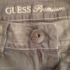 GUESS jeans