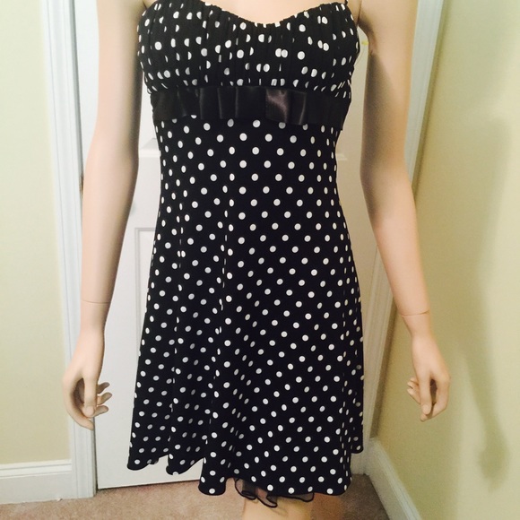 Dress ⚫️⚪️▪️▫️ - Picture 2 of 4