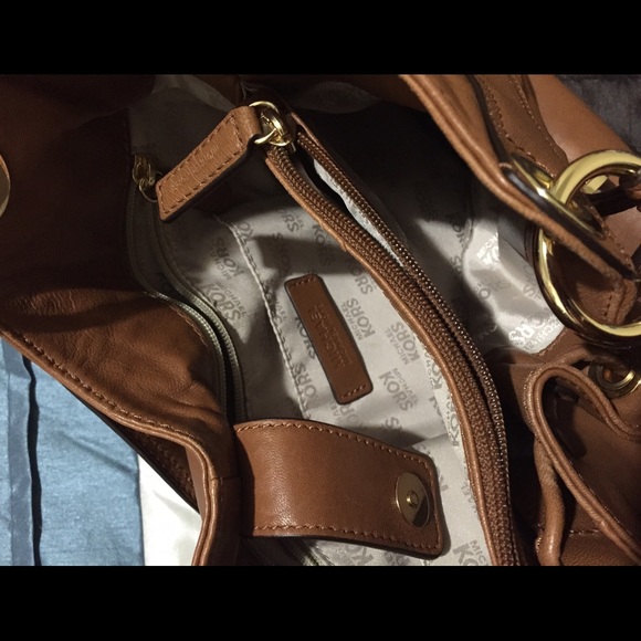 MK leather Bag - Picture 2 of 3