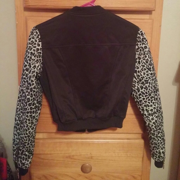 Leopard jacket - Picture 2 of 2