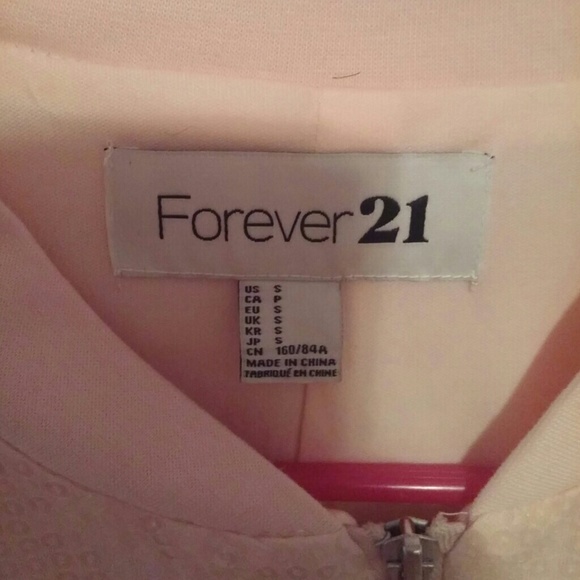 Pink sequence jacket - Picture 2 of 3