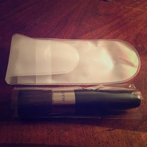 Mary Kay Powder Brush