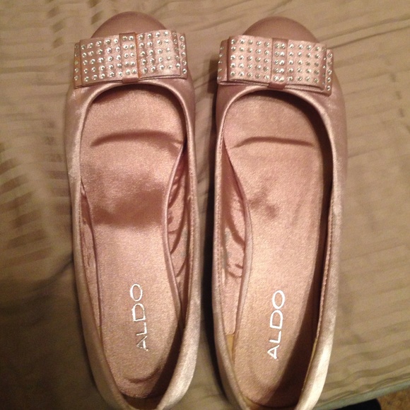 Light pink flats