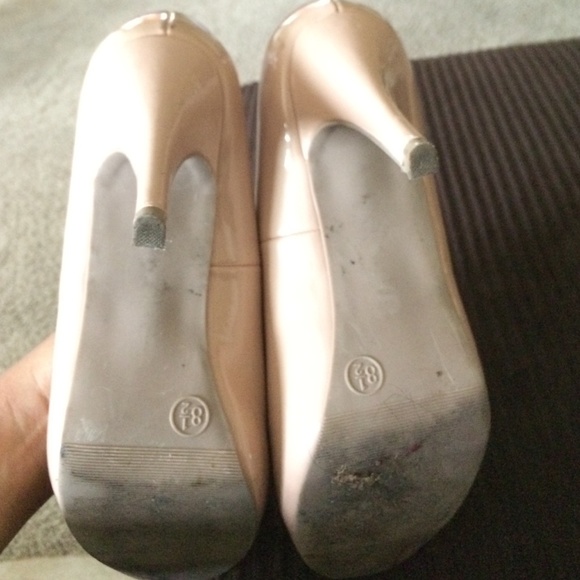 Blush Mossimo stilettos - Picture 4 of 4