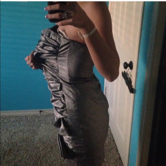 Jessica Mclintock Silver - Picture 3 of 4