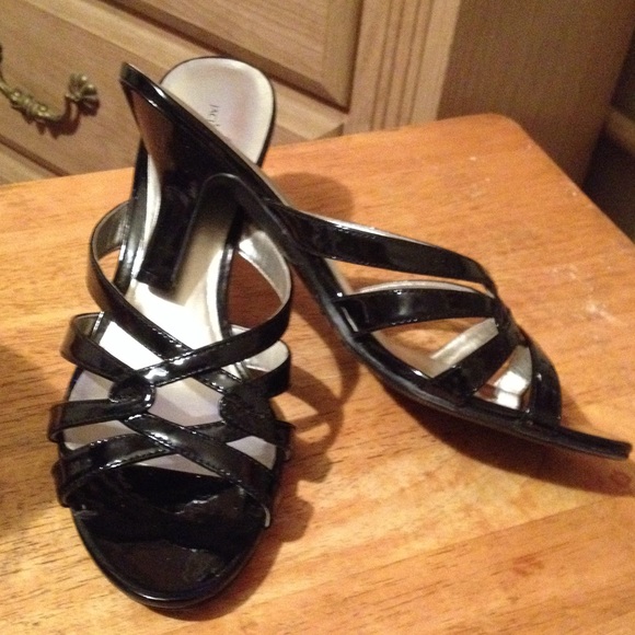 Sándals - Picture 3 of 4